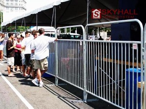 Crowded Control Barrier can be responsible to your people in any public activities (Crowd Control Barrier For Sale)